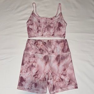 NWT 2 piece work out set